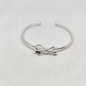 Bow Cuff Bangle Silver Tone Metal Open Circle Ribbon Gift love
